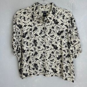 Hot Topic women size XL button up crop top Raven Skull print goth witchy beige.